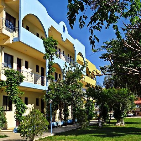 Maritime Hotel Apartments Petaloudes Buitenkant foto