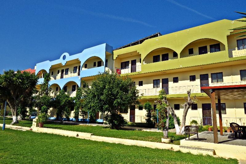 Maritime Hotel Apartments Petaloudes Buitenkant foto