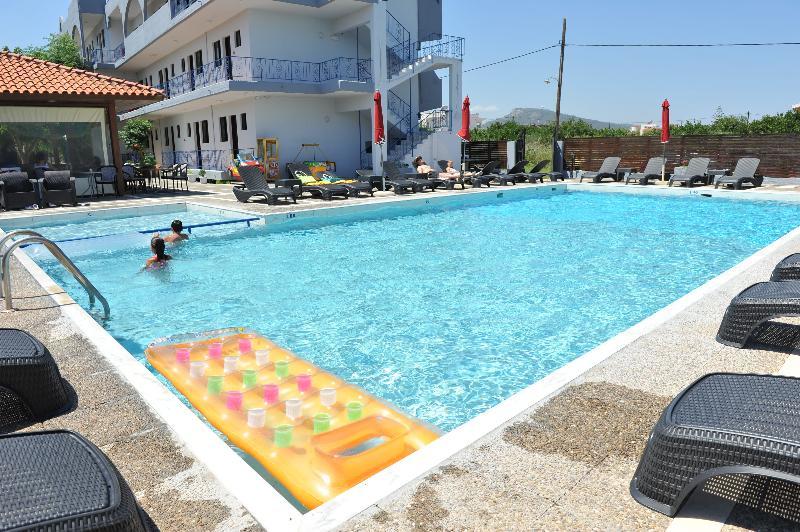 Maritime Hotel Apartments Petaloudes Buitenkant foto